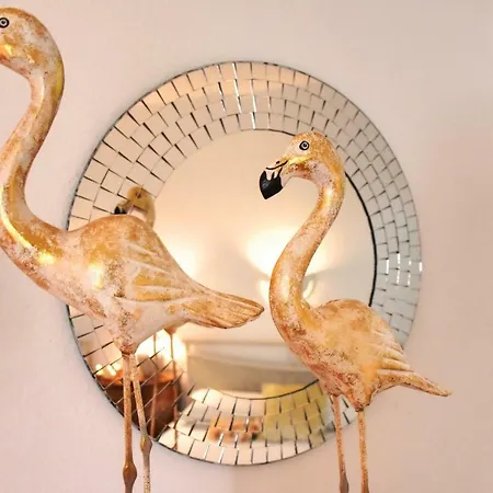 Minea Ii 코스타카르마