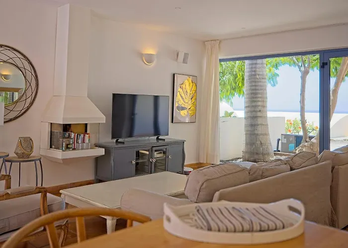 빌라 Minea Ii 코스타카르마