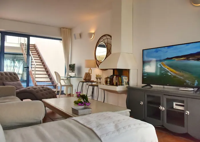 빌라 Minea Ii 코스타카르마